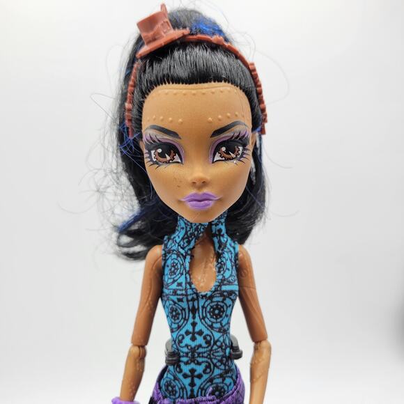 Monster High Doll Robecca Steam 10" Brown Purple Dance Class 2012 Accessories - Picture 11 of 14